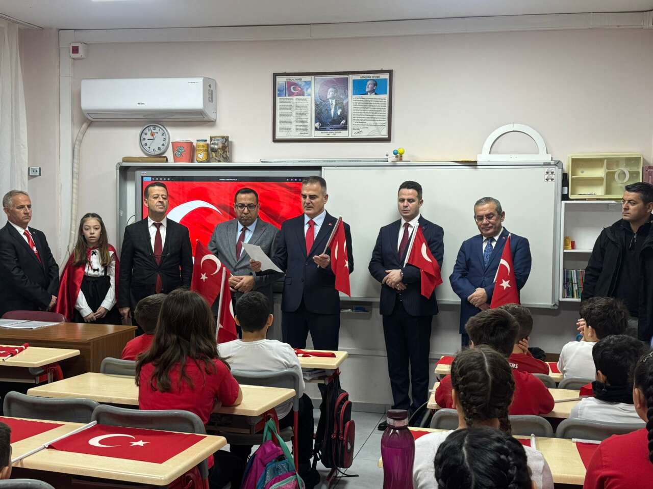 Muğla’da İkinci Yarıyıl Başladı: İlk Ders “Bayrak Sevgisi” 3